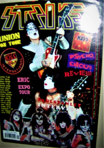 Rivista kiss strike novembre - kiss,