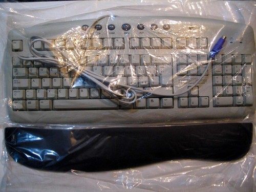 Logitech st39 tastiera - logitech, y-st39