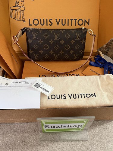 Louis vuitton pochette - louis,