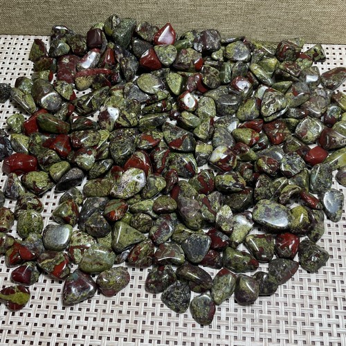 Pietra sangue drago naturale - sangue,