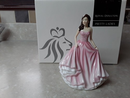 Bellissimo ciondolo statuina