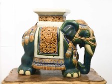 Elefante porta vasi in ceramica indiano XX secolo