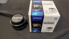 Olympus M.Zuiko 17mm f/1.8 –