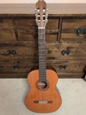 Chitarra classica Kiso Suzuki