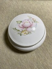 Porta oggetti in porcellana