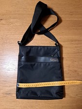 Borsa a tracolla nera “I