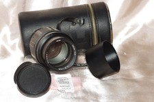 Objectif M42 135mm f2,8 TAIR-11A avec bouchons, filtre, pare-soleil et étui TBE