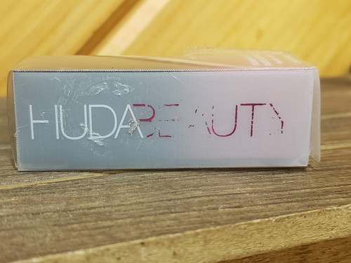 Huda beauty power bullet matte - power,