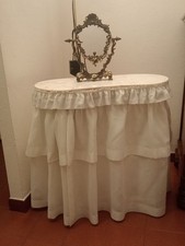 Toeletta Pettiniera Da Camera