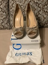 GUESS DONNA SCARPA DECOLTE APERTO IN PUNTA PELLE BEIGE 39
