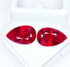 Coppia di pietre preziose