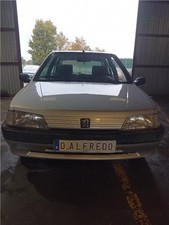 Paraurti anteriore Peugeot 106