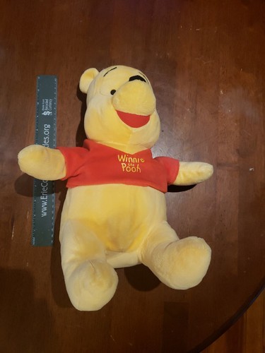 Winnie the pooh disney plush - winnie,