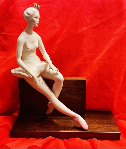 Cybis ballerina cue - cue",