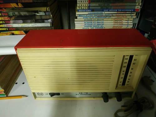 Radio portatile arancio