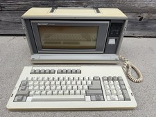 Computer SHARP PC-7000 con CPU