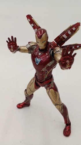 Modellino bandai iron man - man, mark