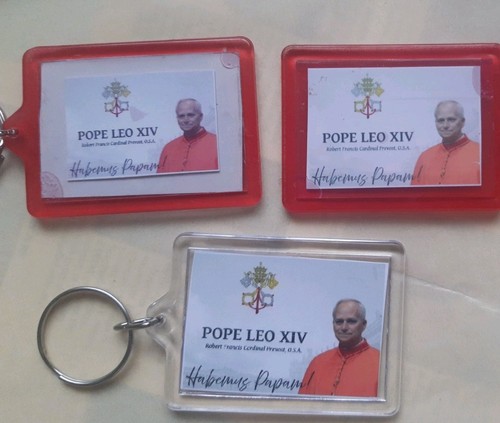 Pcs pope leo xiv robert - x3,