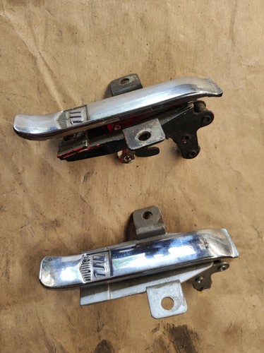 Ganci cofano triumph spitfire - ganci,