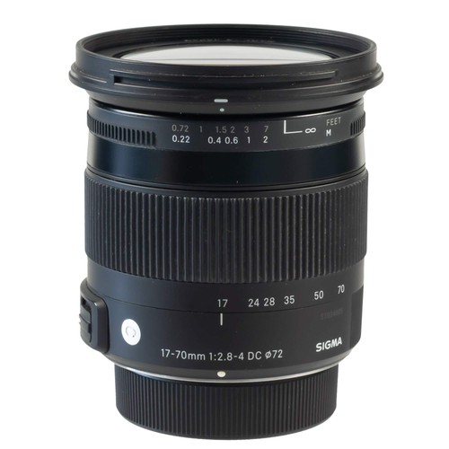 Sigma 4 0 - 17-70/2.8-4.0, macro