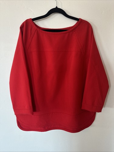 Shirt rossa minimalista - minimalista, boxy