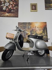 Modellino Vespa Scala 1:3