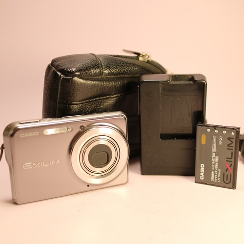 Fotocamera digitale casio - fotocamera,