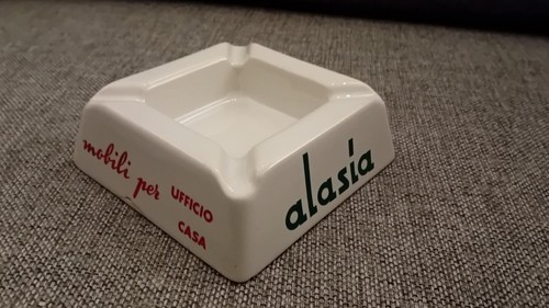 Posacenere pubblicitario