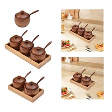 Barattolo di spezie in legno