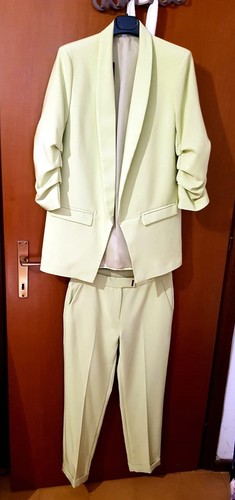 Completo pantalone primaverile