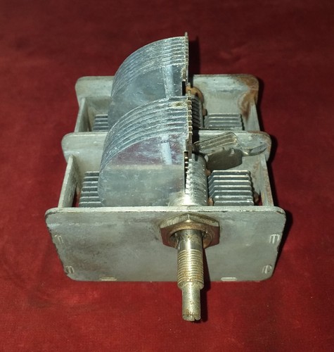 Condensatore variabile 2 - condensatore, a