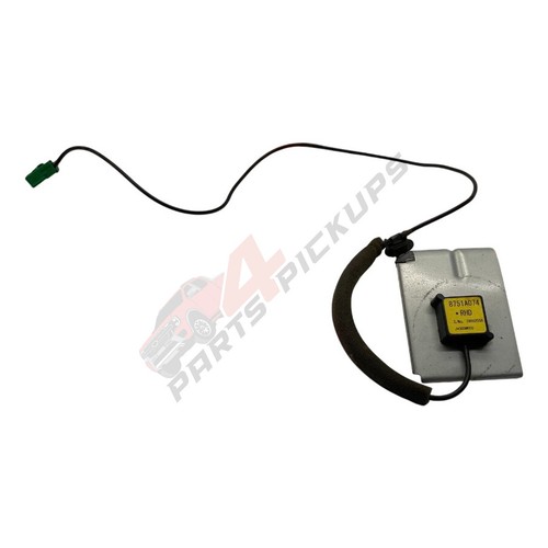 Antenna gps mitsubishi l200 - mitsubishi,