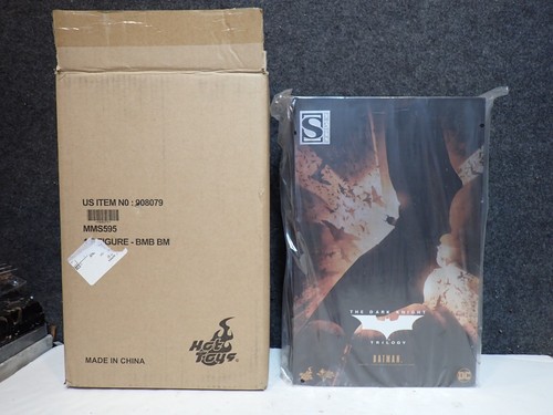 Hot toys mms595 - batman, begins