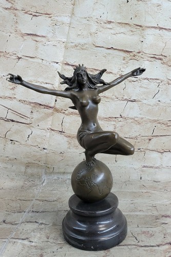 Scultura bronzo fatta - in,