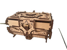 Ugears Puzzle Box in Legno