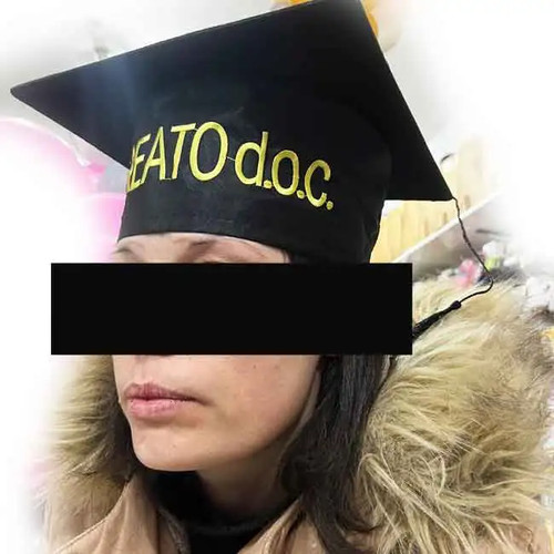Cappello tocco laurea laureato - cappello,