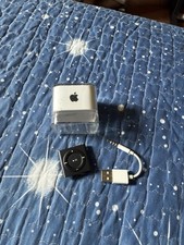 Apple iPod Shuffle 4a generazione 2GB NERO-BLACK Come Nuovo 4th A1373 MP3