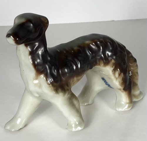 Statuina cane lupo russo