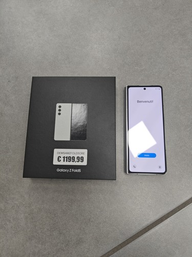 Samsung galaxy fold5 - samsung, z