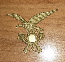 FREGIO PER CAPPELLO DA ALPINI IN PLASTICA ORO - ESERCITO ITALIANO - VINTAGE