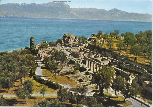 Sirmione grotte catullo - grotte,