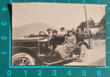 FOTO FAMIGLIA SU AUTO D'EPOCA