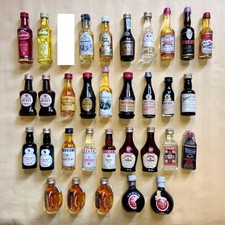 LOTTO 32 Bottiglie Liquori Mignon Miniature Vintage da Collezione  GRAPPA COGNAC