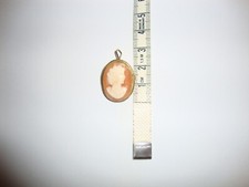 spilla  antica vintage Cammeo in corallo e Argento profilo di donna, 2,5 cm