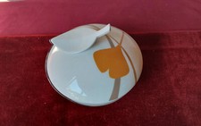 Scatola di porcellana; foglia