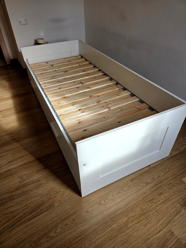 Letto singolo con - letto,