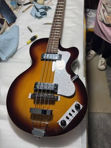 Hofner basso elettrico - basso, 4