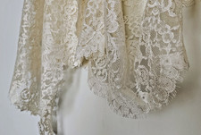 Tessuto pizzo floreale avorio