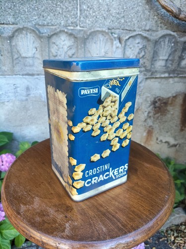 Vecchia scatola latta - latta, cracker