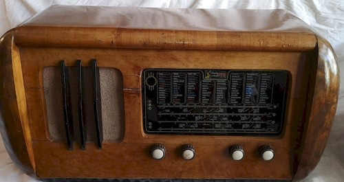 Vecchia radio epoca - radio,
